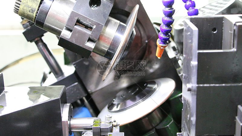铣床操作视频：安装调试全解析**